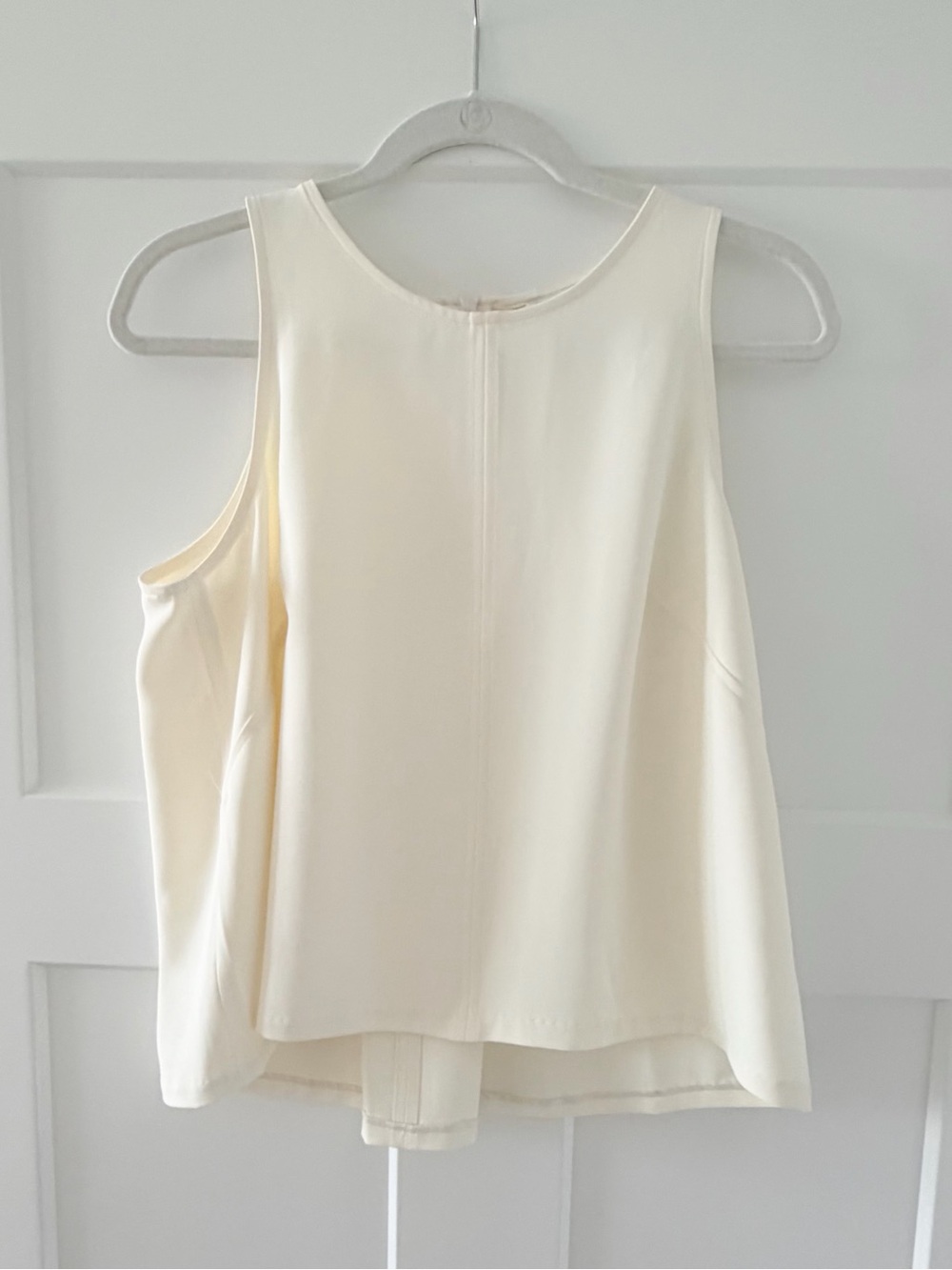 SPANX CarryOn Tank Top Color Linen Size Medium Retail $88
